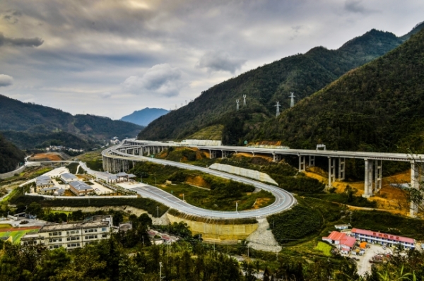 ǭݸٹ·O(sh)ɾ͒輰չ